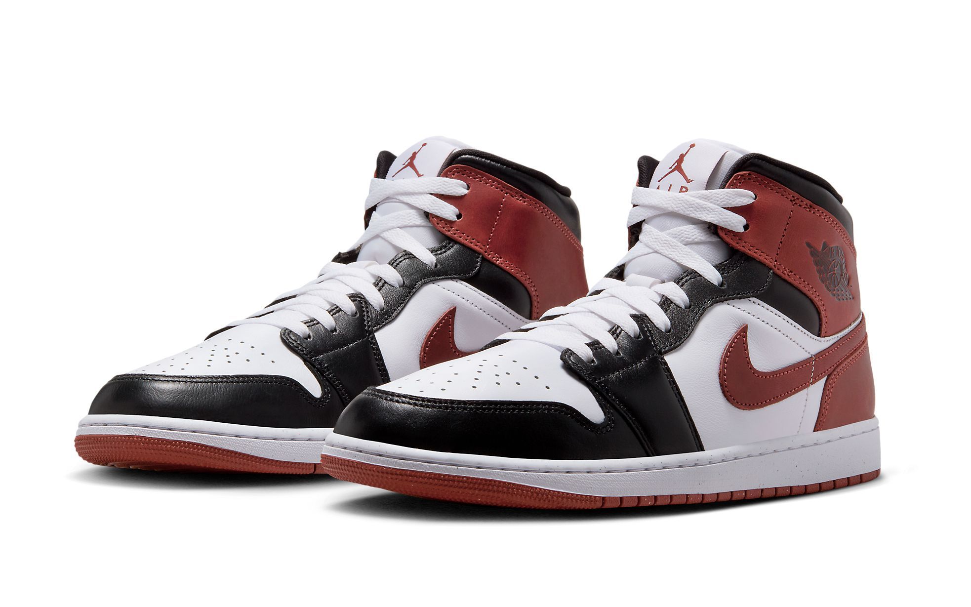 【ナイキ】★Nike Air Jordan 1 Mid SE Dark Pony★大人気★ ナイキ】☆Nike Air Jordan 1 Mid SE Dark Pony☆大人気☆