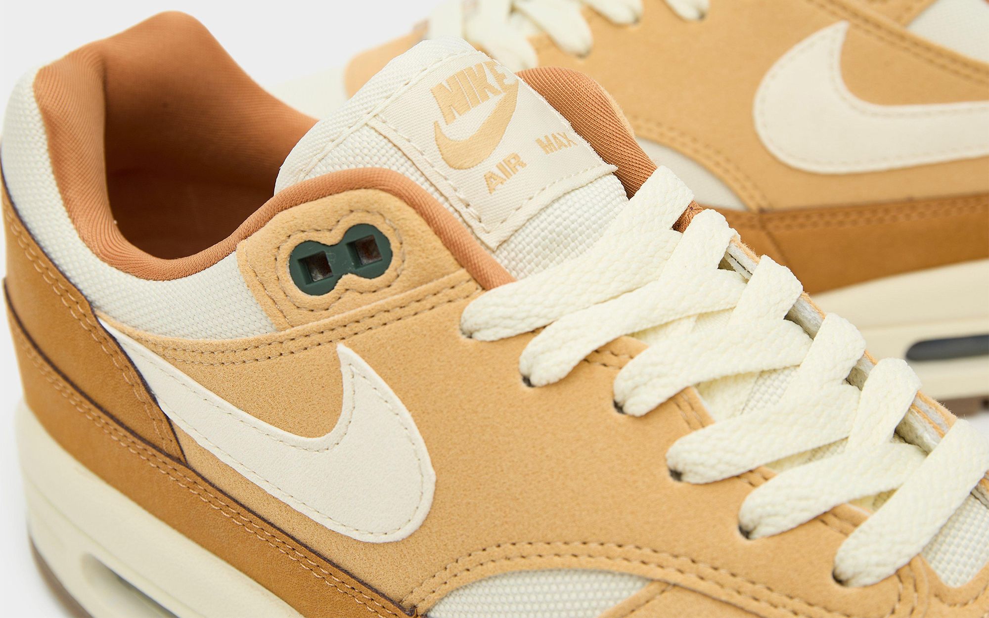 Nike air max 1 premium ltr shoes – ale brown/ale brown/sail/golden outlet beige