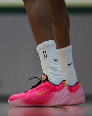 Nike Giannis Freak 8