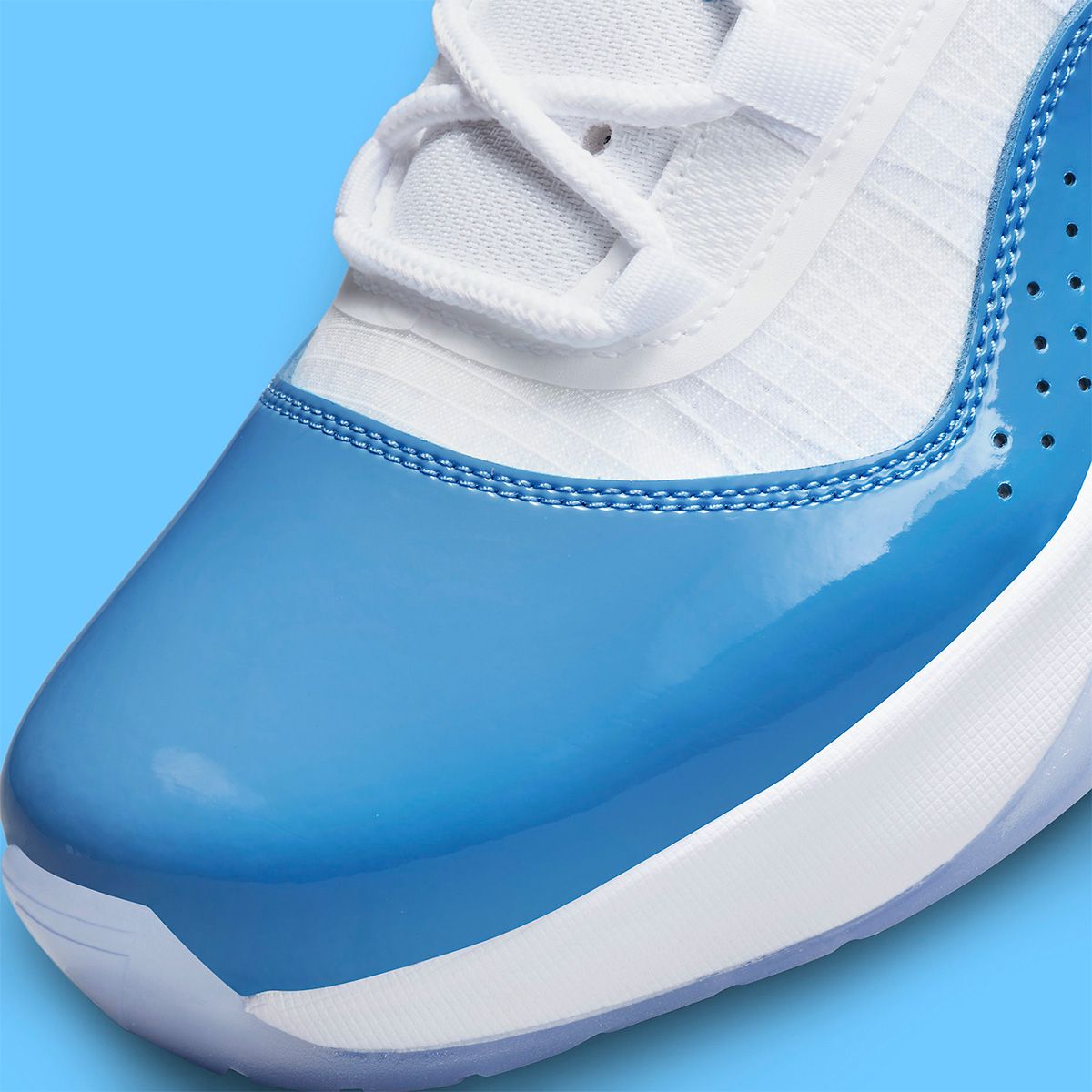 Baby blue jordan sales 11 low