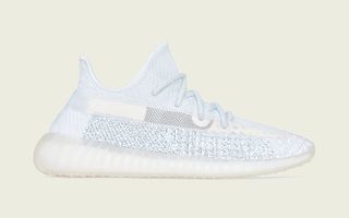 adidas YEEZY BOOST 350 v2 22Cloud White Reflective22 1