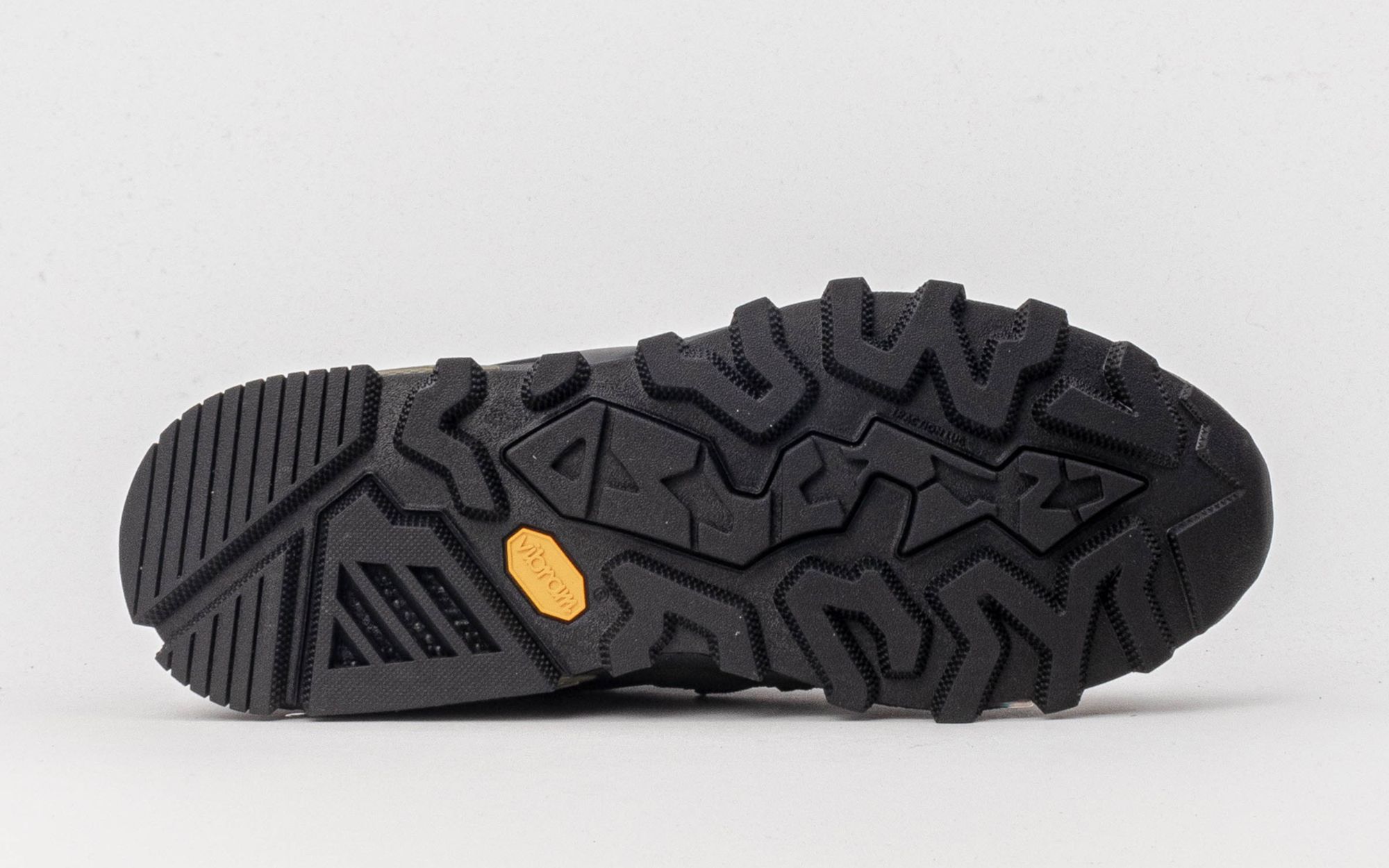 The New Balance 580 Gets Geared Up in GORE-TEX | House of Heat°