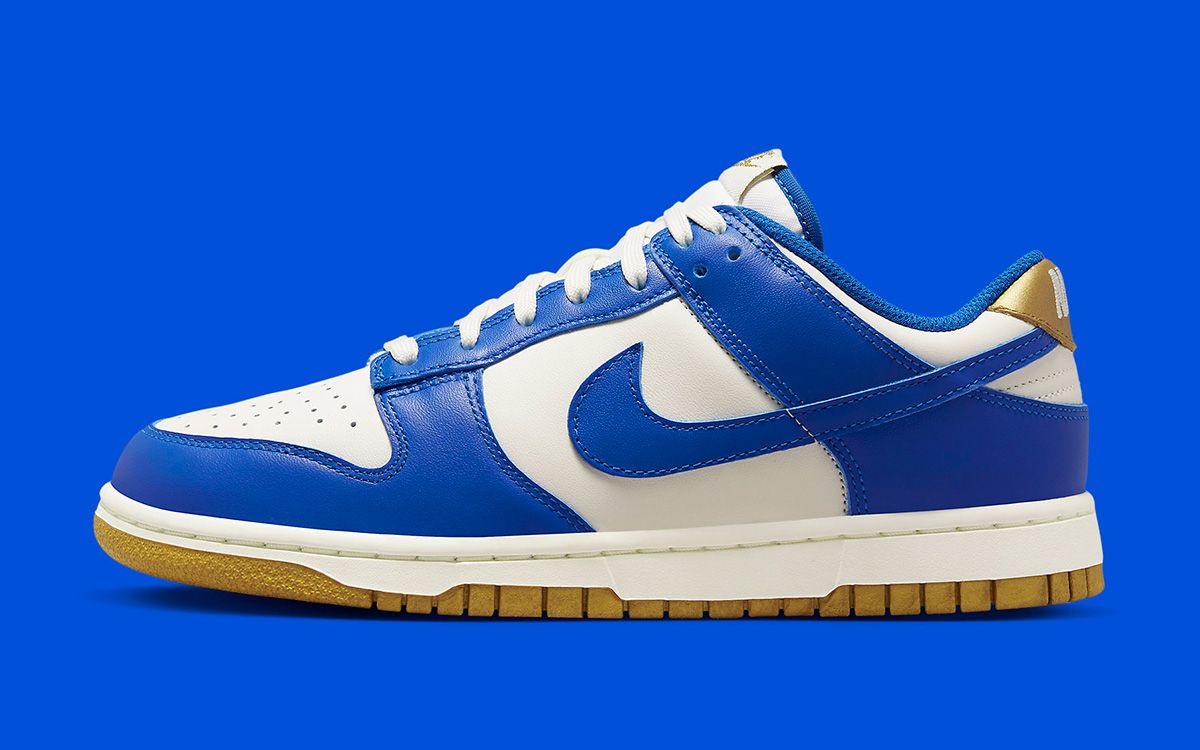 Blue and 2024 gold nike dunks