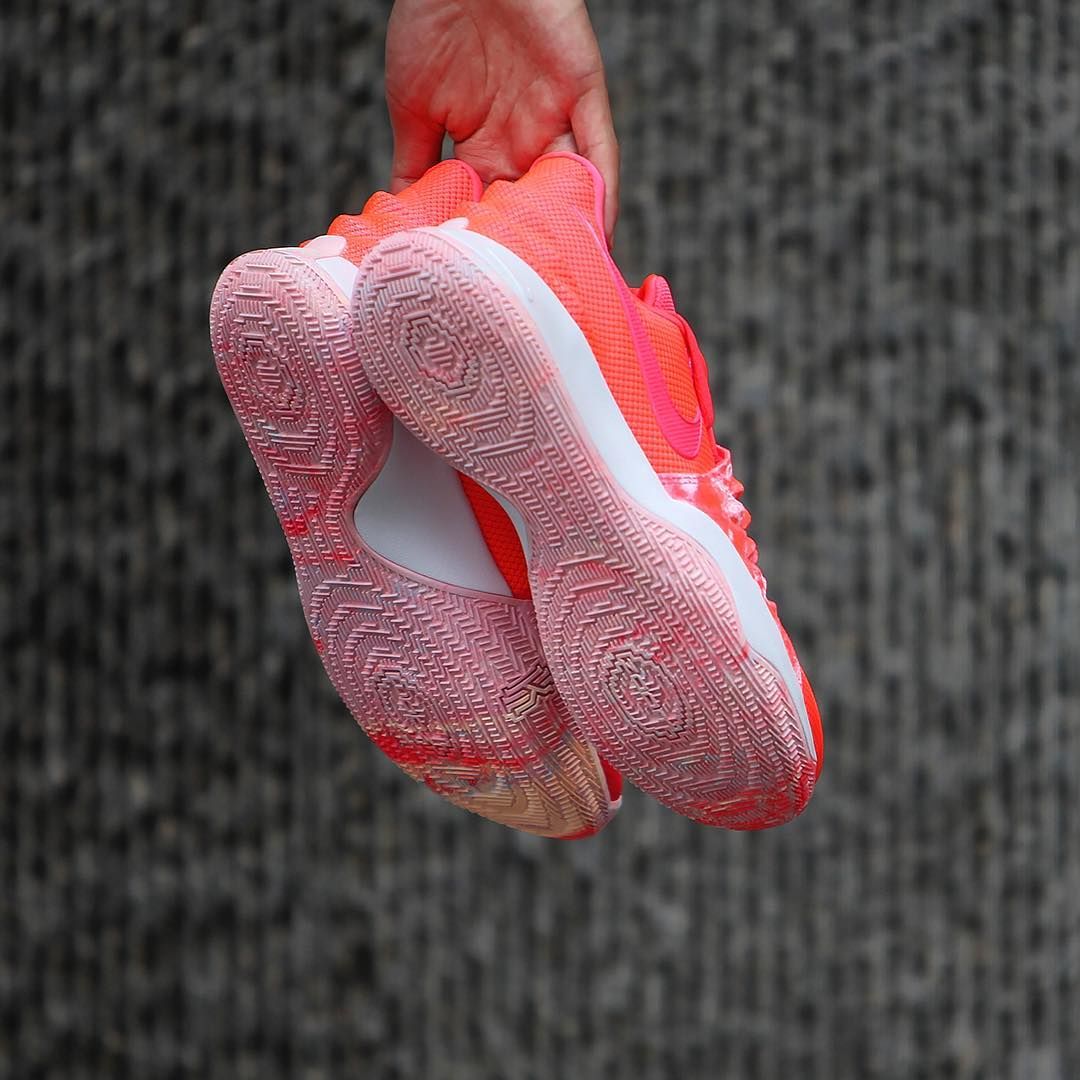 Detailed Look // Nike Kyrie Low 1 “Hot Punch” | House of Heat°