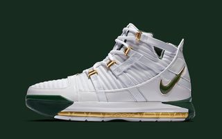 The King’s 2006 SVSM LeBron 3 PE Gets a Retail Release This Month!