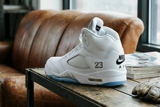 Air Jordan 5 "Metallic White" 2026 retro. Photo via @freshkickz_chicago on Instagram.