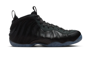 Nike Air Foamposite One "Carbon Fiber" sneaker.