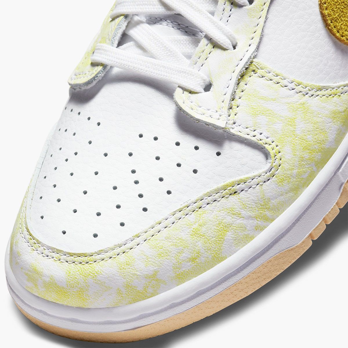 Nike Dunk Low “Yellow Strike” Now Arrives on August 18th | House