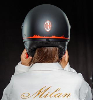 Tucano Urbano for AC Milan.