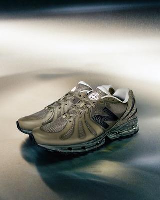 Stone Island x New Balance ABZORB 1890 "Khaki." Photo via Stone Island.