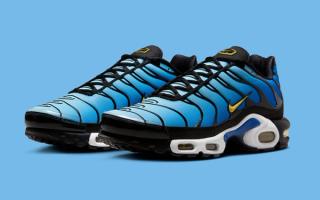 Official Images // Nike Air Max Plus OG 'Hyper Blue'