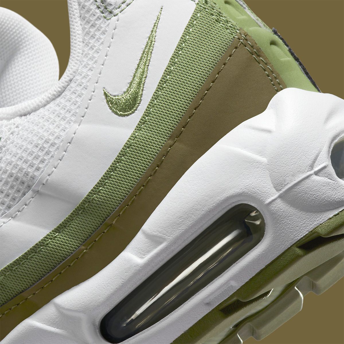 NIKE ナイキ FD0780-100 エア マックス95 Oil グリーン エア マックス 95 ナイキ エアマックス NIKE AIR MAX white/oil