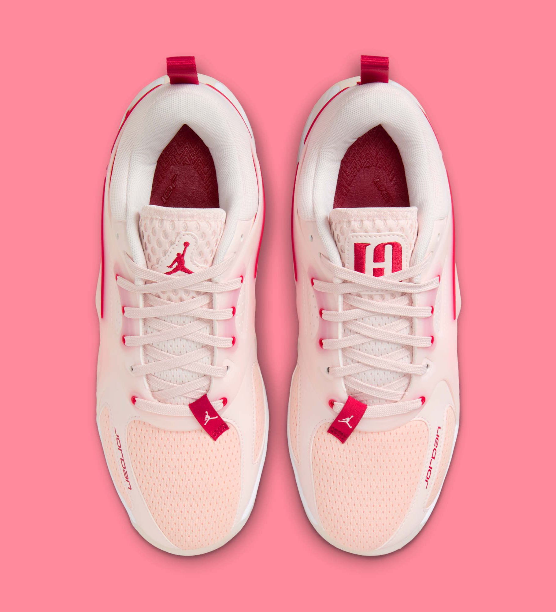 ♡♡ A Women's Jordan Heir Appears in 