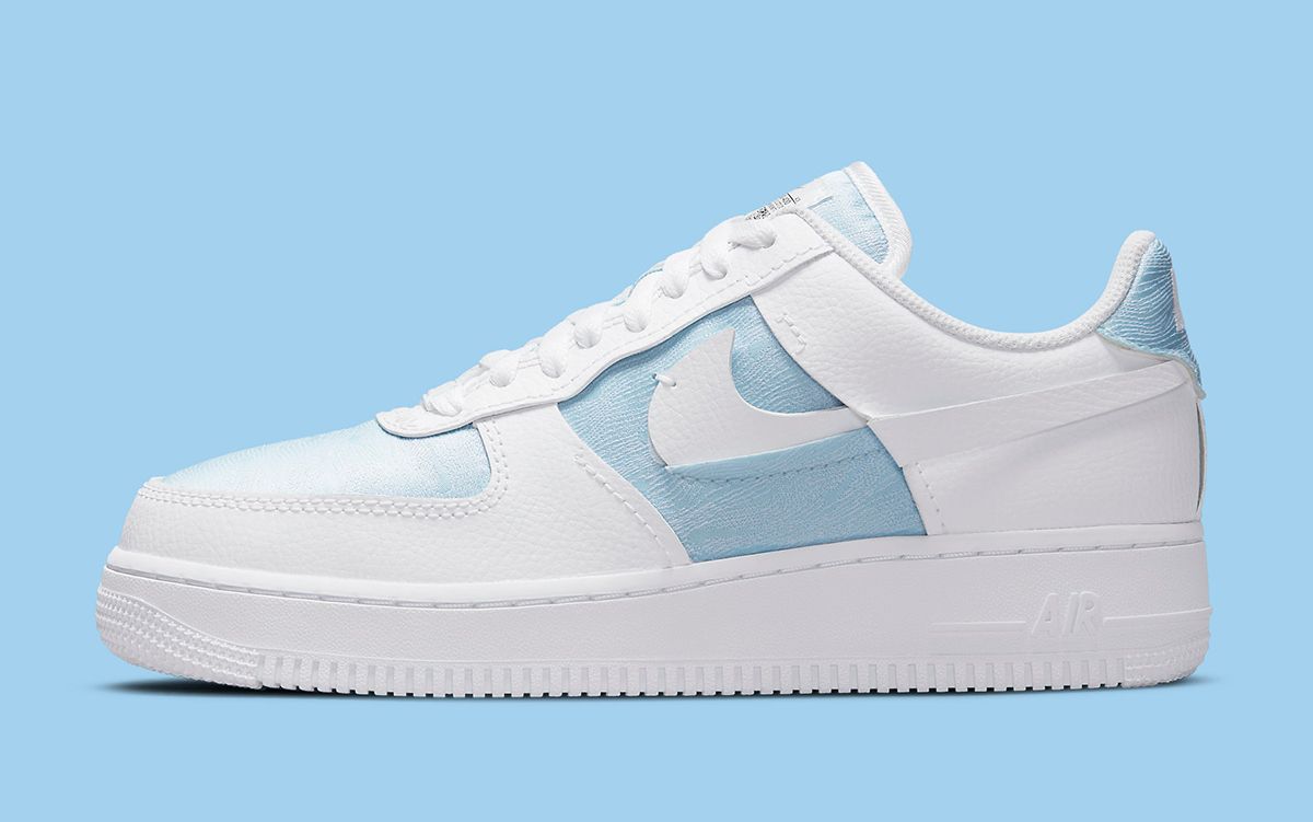 nike air force 1 lxx trainers in white pink and blue