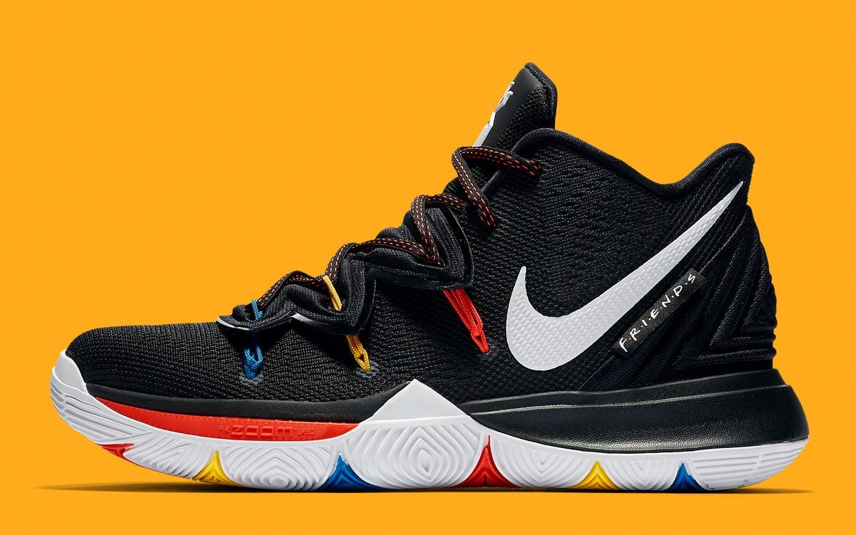 Nike Strumpor Core Futura Gripper 3 Par Sb roscoffShops The Nike Kyrie 5 Friends Releases on May 16th