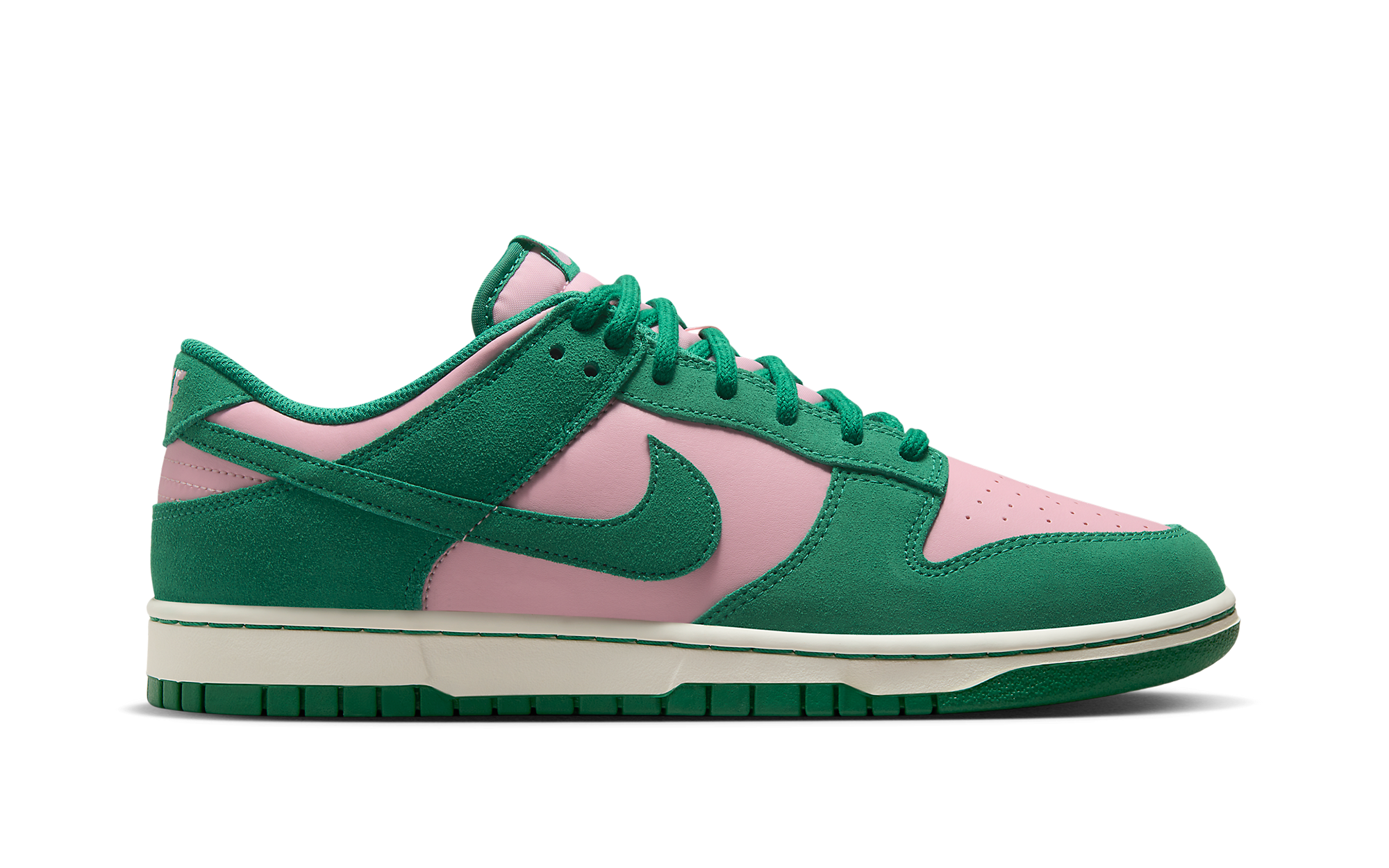 The Nike Dunk Low 