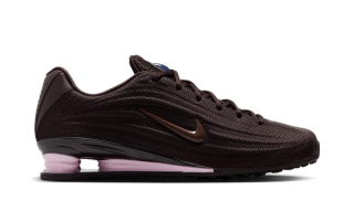 Women's Nike Shox Z in a "Velvet Brown/Pink Foam" color scheme.