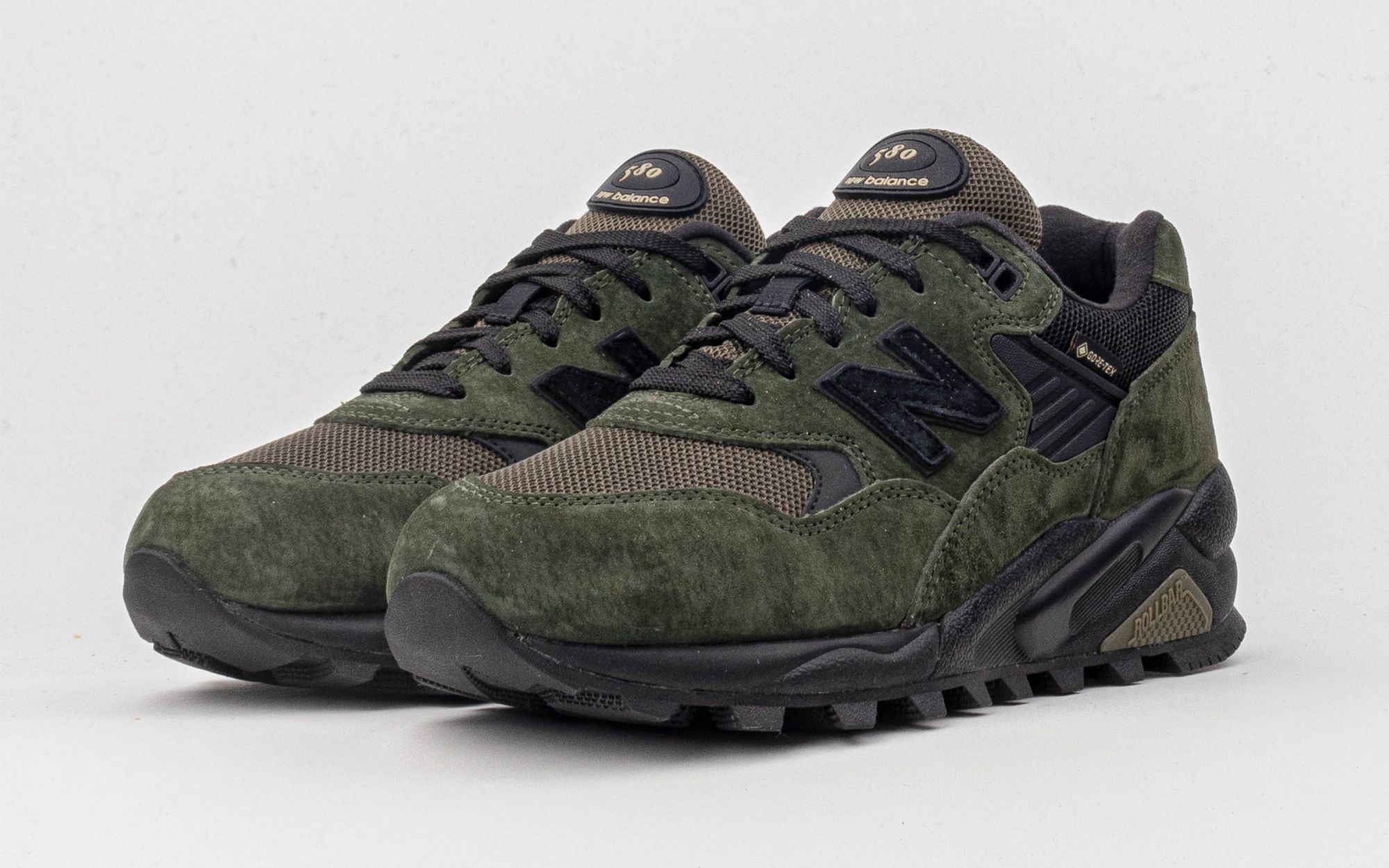 The New Balance 580 Gets Geared Up in GORE-TEX | House of Heat°