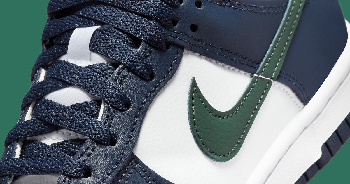 nike seagrass dunk low