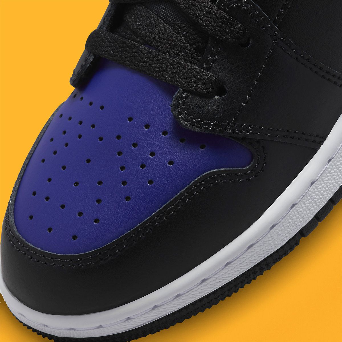 Jordan, Shoes, Nike Air Jordan Low Lakers Shoes Black 55356075 445y  Purple Black No Lid