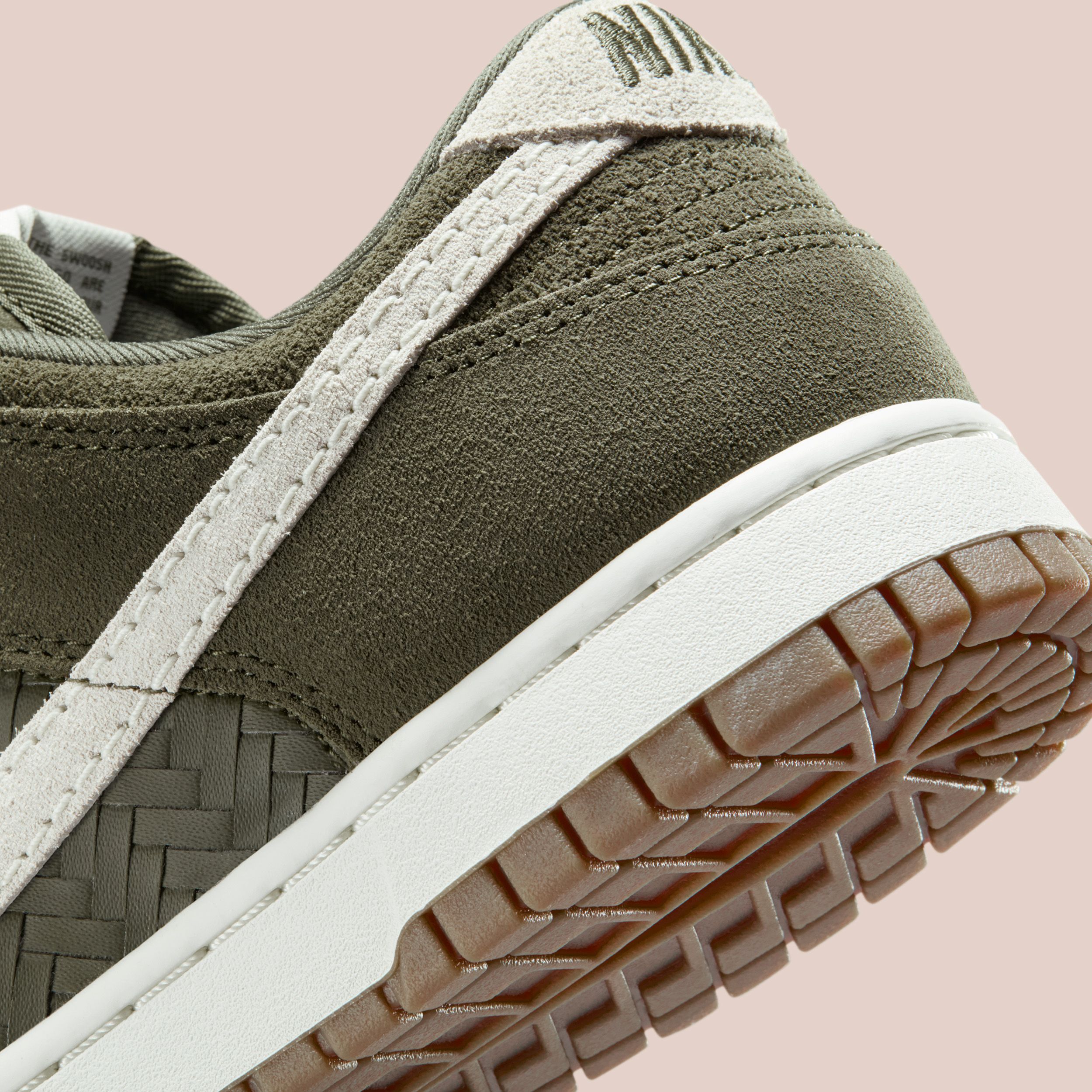 nike dunk low woven khaki