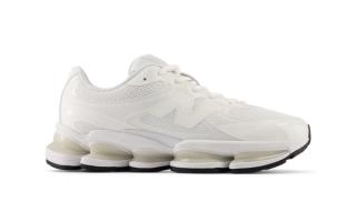 New Balance's ABZORB 2000 in an off white color scheme.