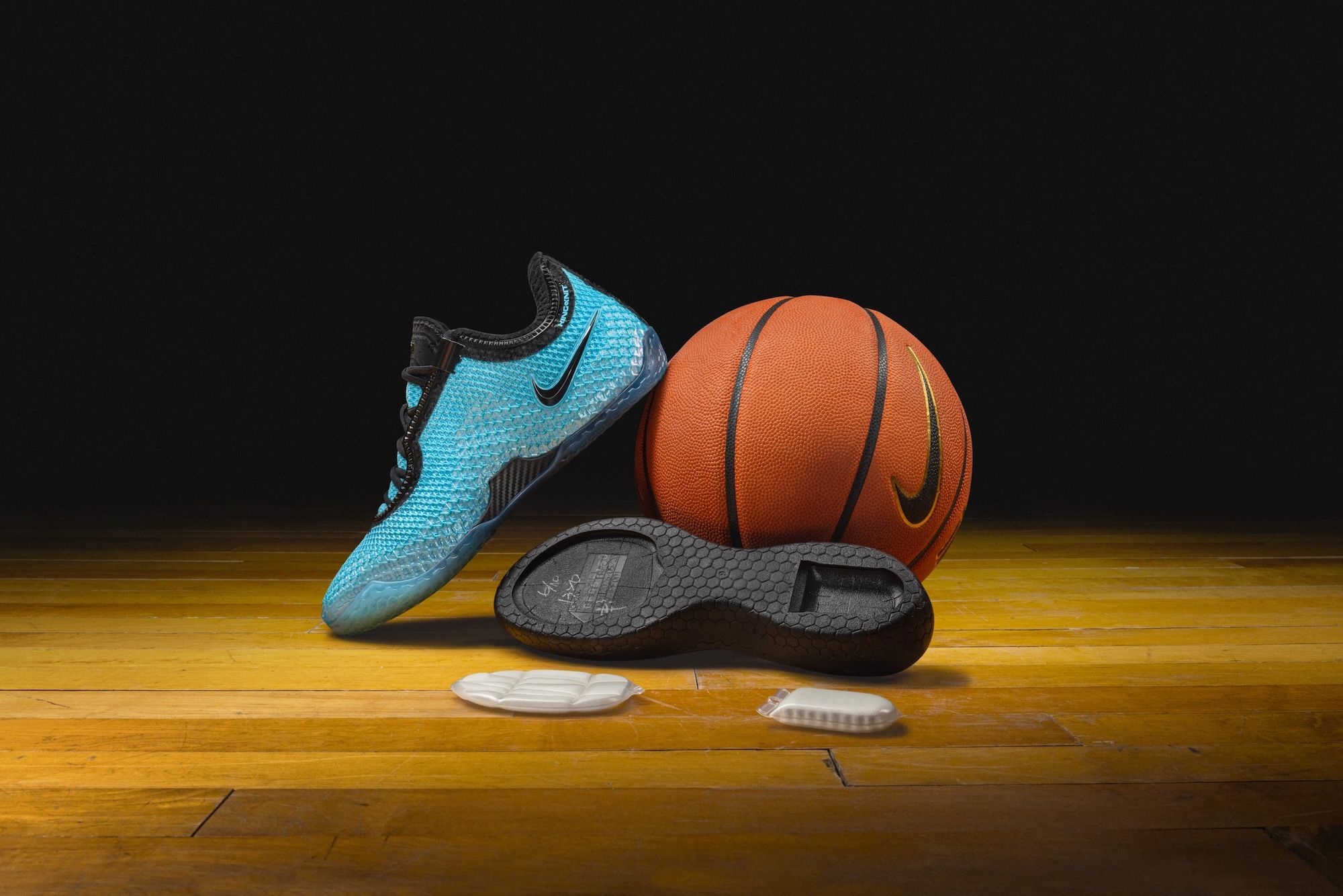 Nike LeBron 24 "Stars." Photo via Nike.