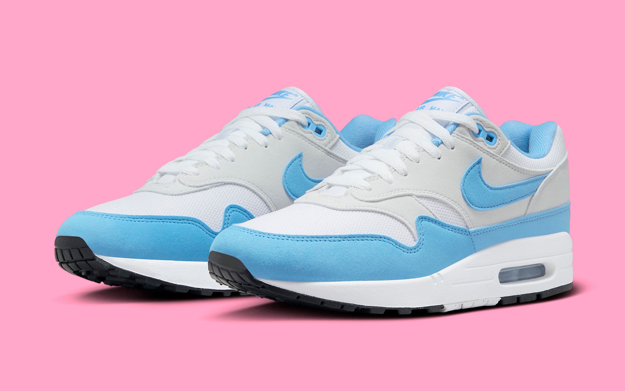 University blue store air max 1