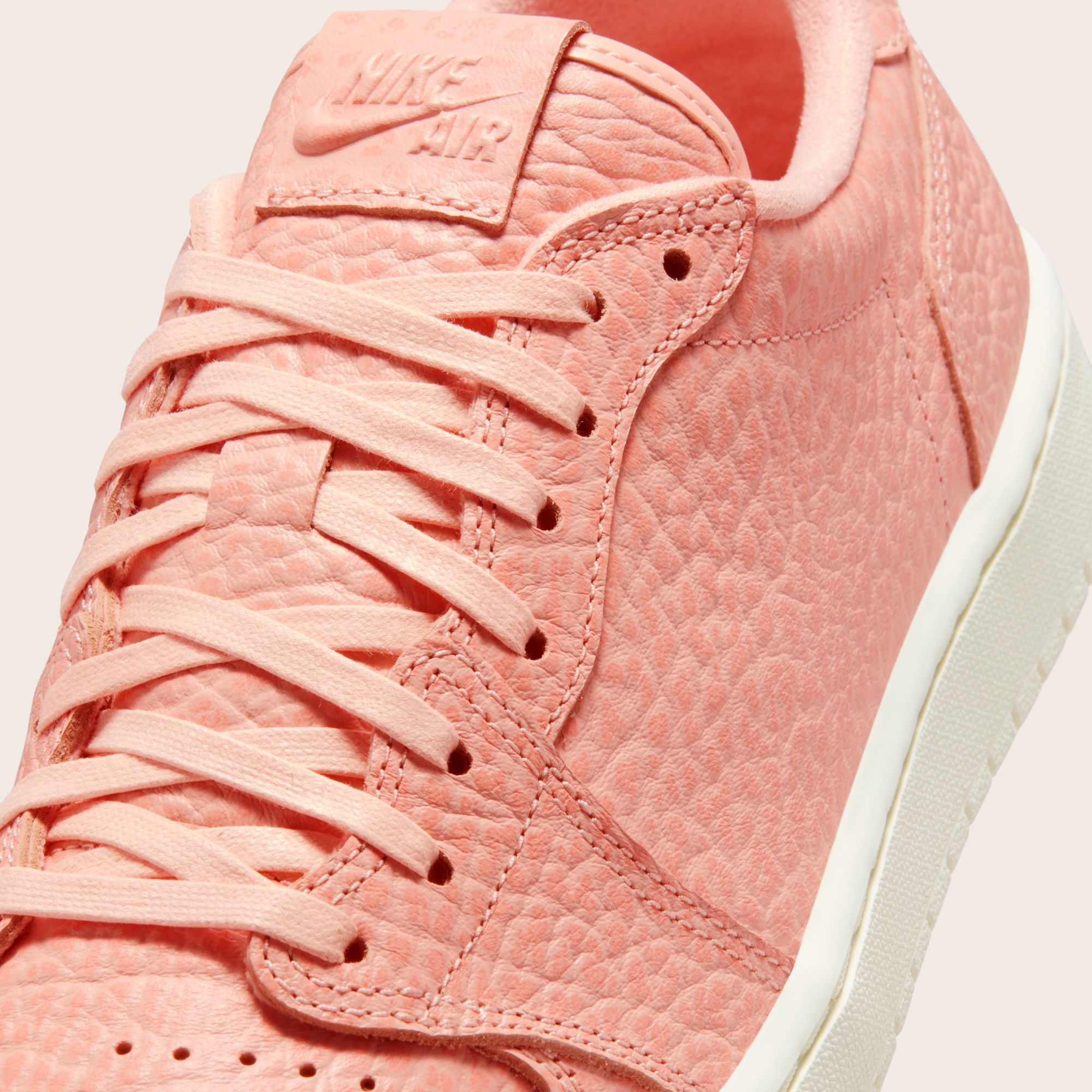 jordan 1 arctic orange low