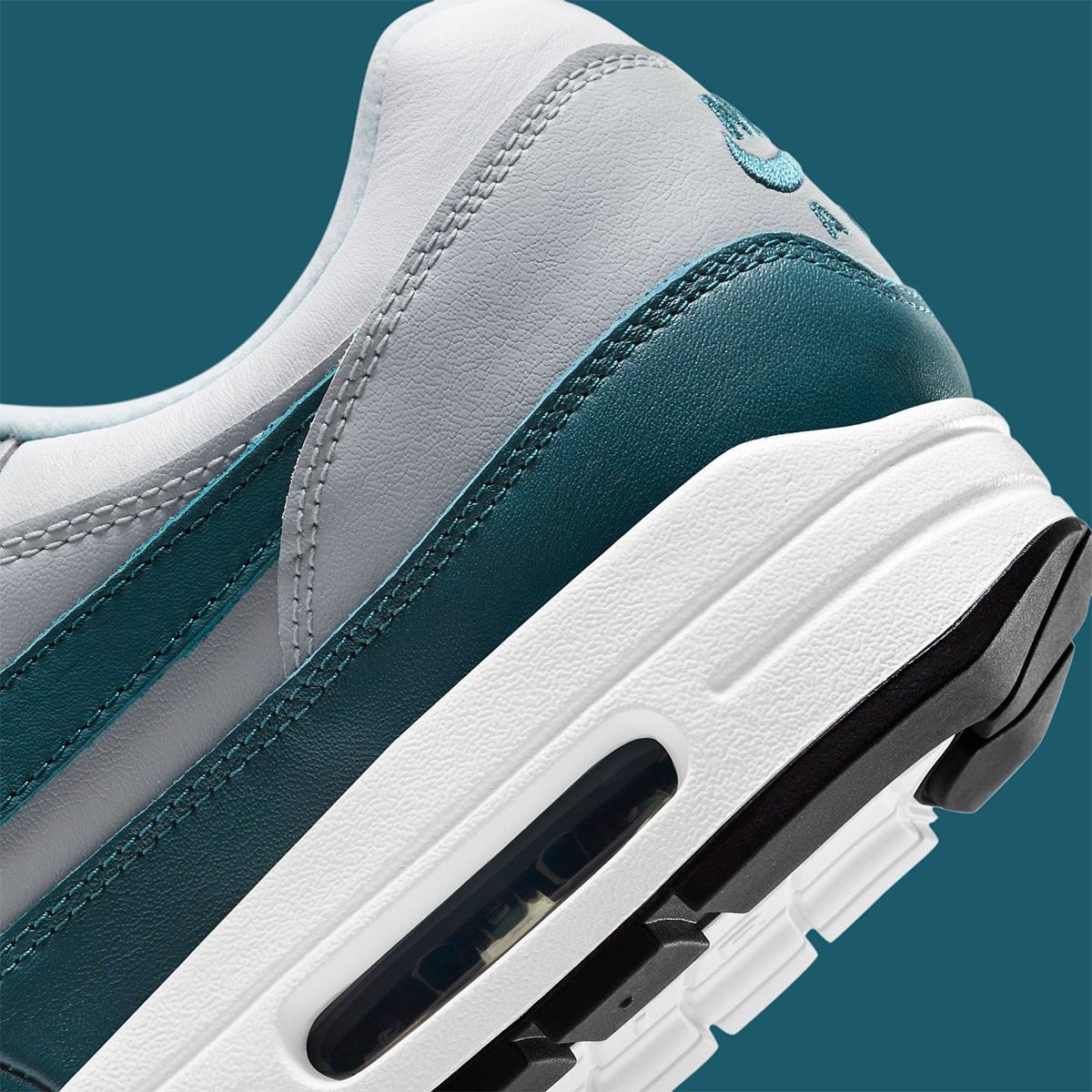 Air Max 1 “Dark Teal Green” Confirmed for April 15th Release