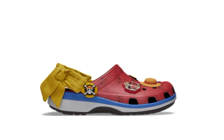 Kids' ONE PIECE x Crocs Classic Clog "Monkey D. Luffy" collaboration.