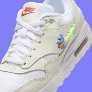 Available Now // Rainbow Lace Kids-Exclusive Air Max 1