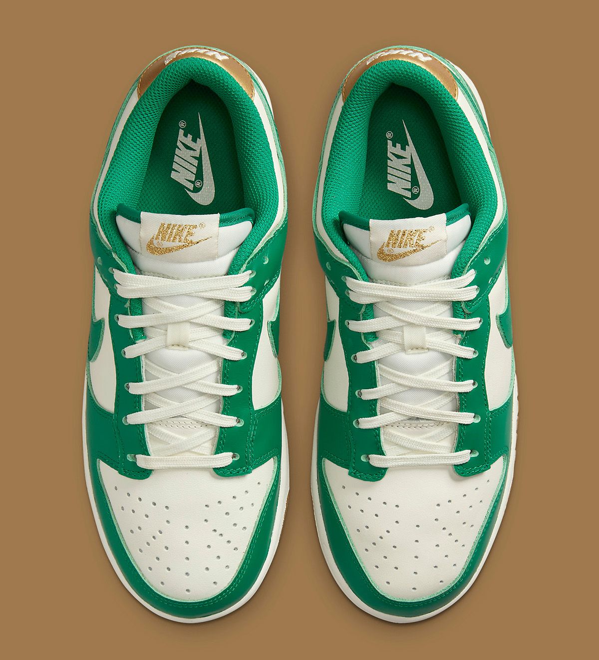 Green lower. Nike Dunk Green. Nike Dunk Green White. Nike Dunk зеленые.