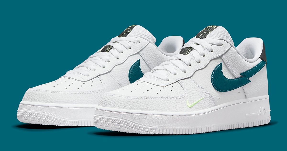 nike air force 1 lightning swoosh
