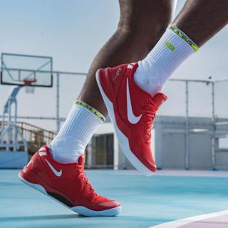 Detailed Looks // Nike Kobe 8 Protro “University Red”
