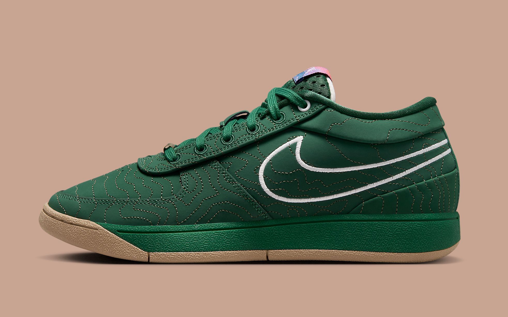 海外限定 Nike BOOK 1 EP flagstaff book1 Devin Booker Extends his Arizona Tributes with Nike Book 1
