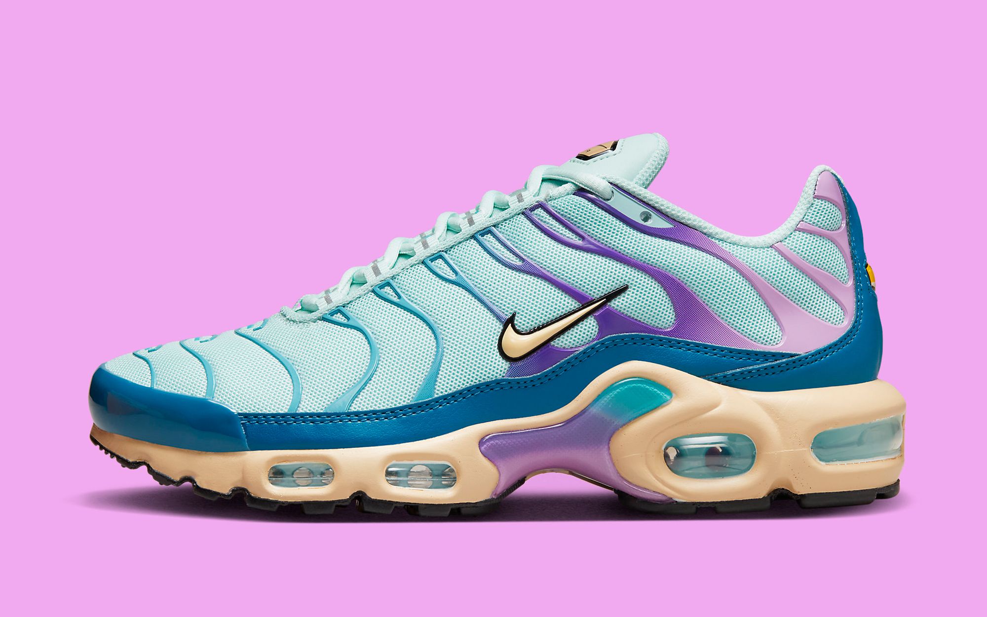 Nike Combines Mint Teal and Purple on the Air Max Plus House of