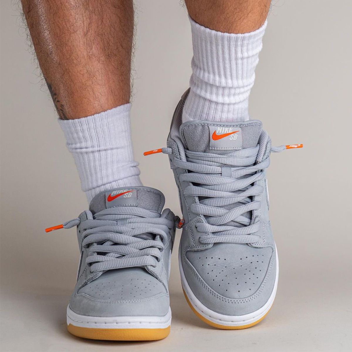【低価最新作】Nike SB Dunk Low Pro ISO Grey Gum グレーガム 靴