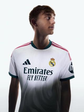 Dean Huijsen for Real Madrid 26/27 Home Jersey. Photo via adidas.