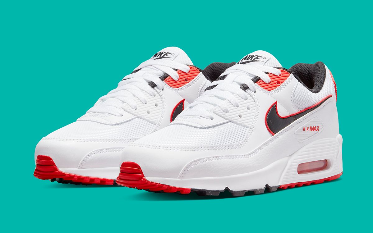 Blood red clearance air max