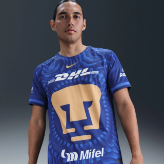 Pumas UNAM's Nike Stadium Away 25/26 jersey.