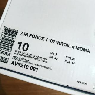 MoMA Virgil Nike Air Force 1 07 AV5210 001 Black Metallic Silver Box Label
