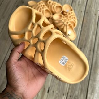 adidas yeezy Stacey 450 slide gz9864 release date 3