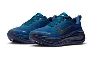 swarovski nike vomero premium im7389 499 6