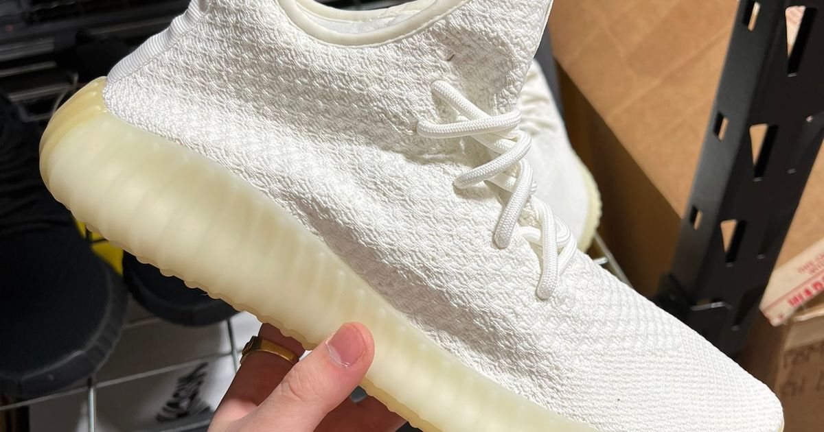 yeezy 600 price