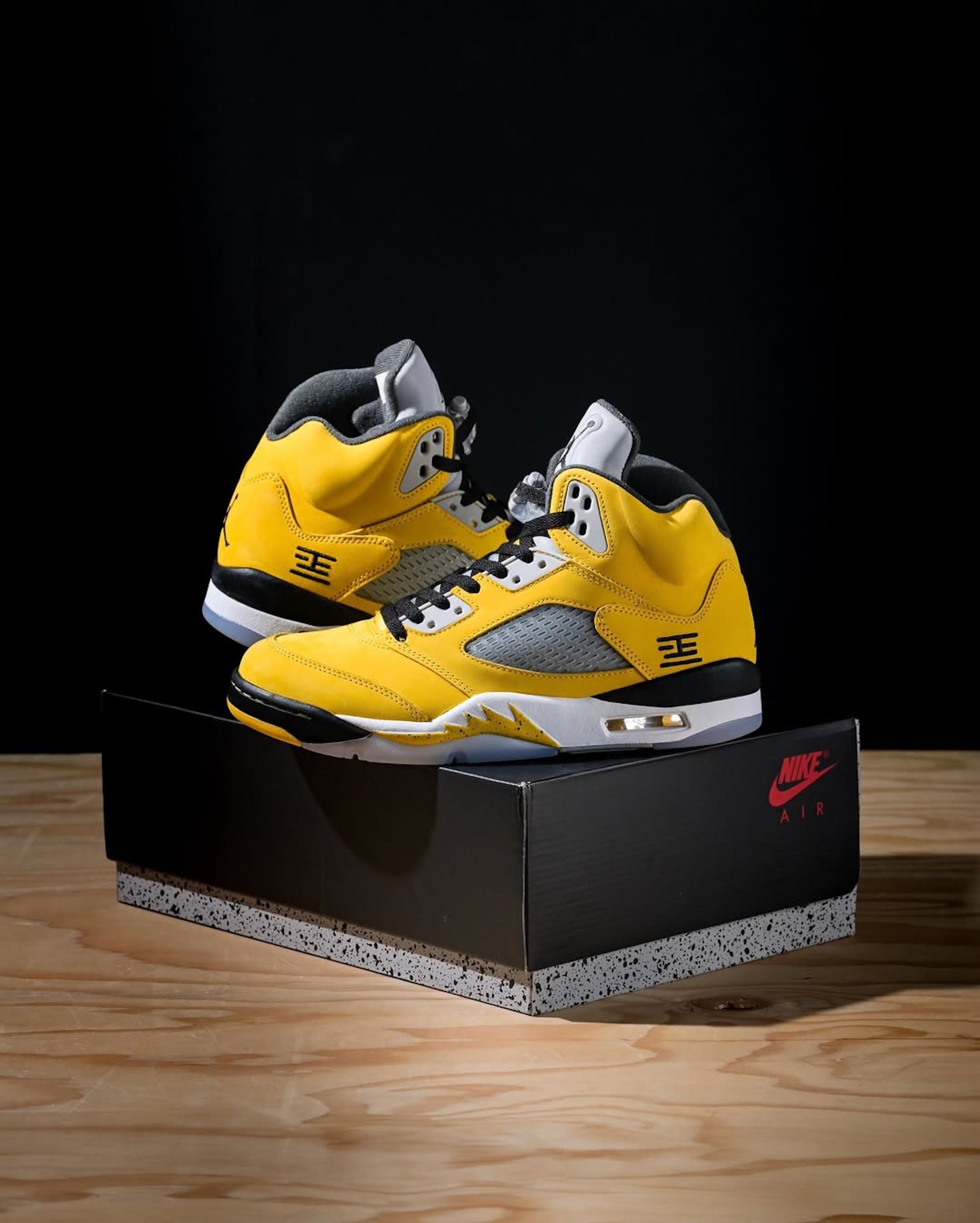 靴 Nike Air Jordan 5 Retro Tokyo 23 (2025) Air Jordan 5 
