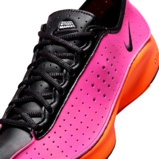 A Fourth Dover Street Market x Nike Superfly Has Surfaced in “Hyper Pink”