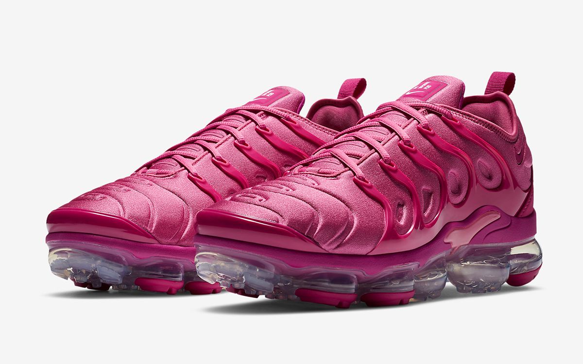 Available Now // Nike Air Max 2090 “Pink Blast” | House of Heat°