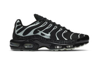 Nike Air Max Plus "Spider Web" in a "Black/Limelight/Black" color scheme, last seen October 2020.