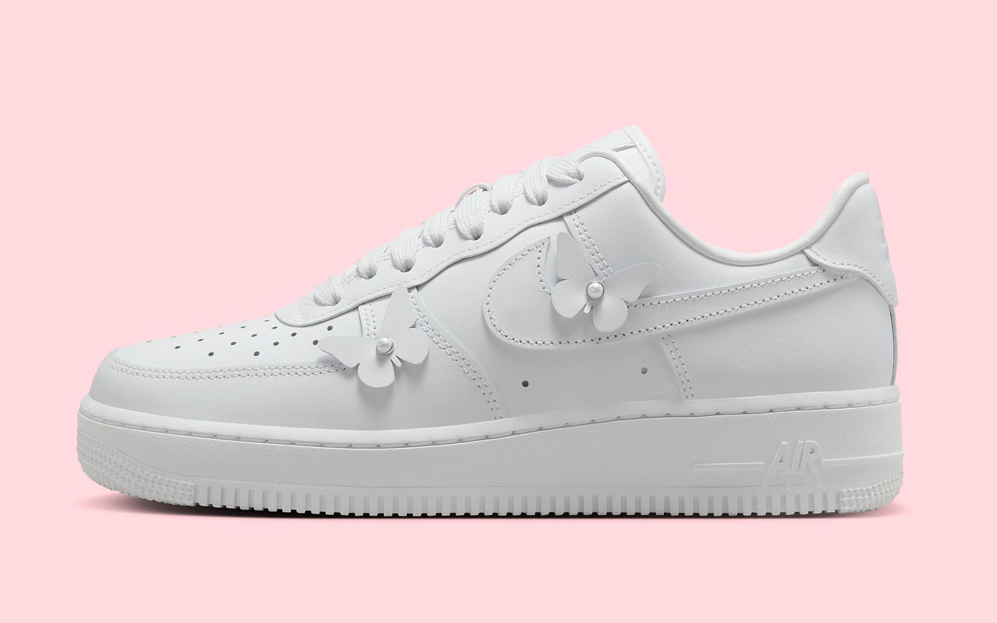 ナイキ エアフォース 1 LOW IH4480-100 AF1 蝶々 バタフライ Nike Air Force 1 Low Butterfly IH4480-100